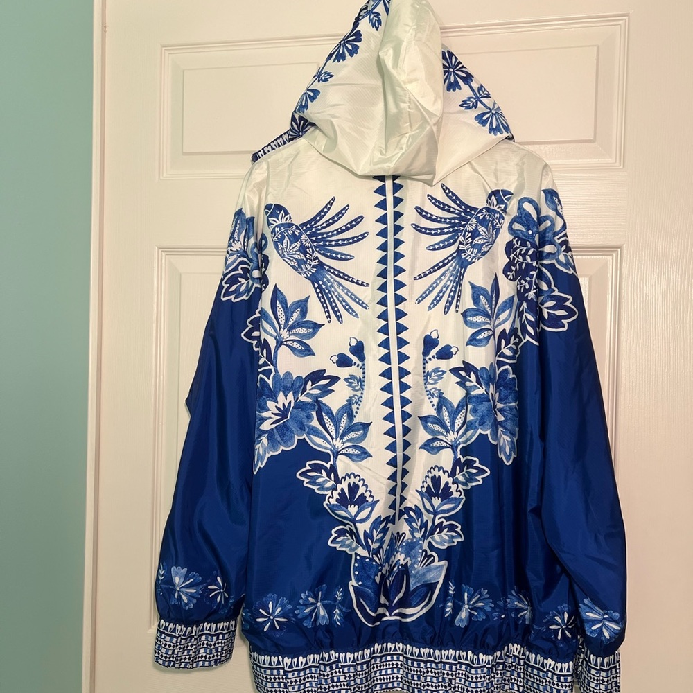 FARM Rio Blue and White Floral Jacket UNISEX